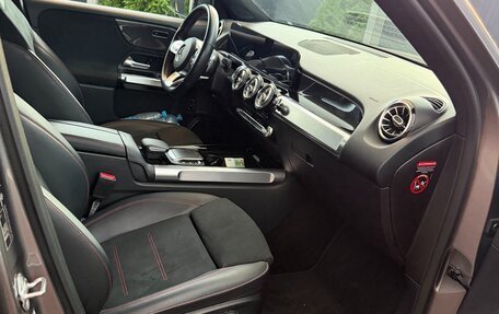 Mercedes-Benz GLB, 2021 год, 3 890 000 рублей, 7 фотография