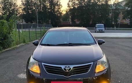 Toyota Avensis III рестайлинг, 2009 год, 1 200 000 рублей, 2 фотография