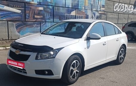 Chevrolet Cruze II, 2012 год, 750 000 рублей, 3 фотография