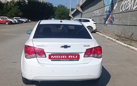 Chevrolet Cruze II, 2012 год, 750 000 рублей, 9 фотография