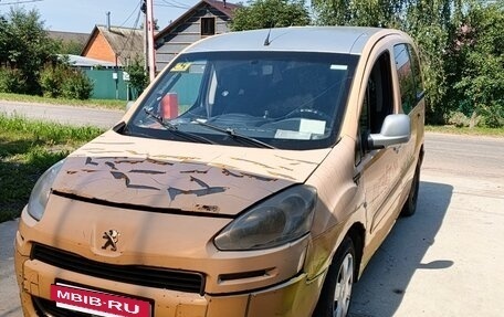 Peugeot Partner II рестайлинг 2, 2012 год, 330 000 рублей, 3 фотография