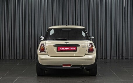 MINI Hatch, 2010 год, 819 000 рублей, 4 фотография