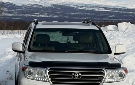 Toyota Land Cruiser 200, 2010 год, 2 550 000 рублей, 1 фотография