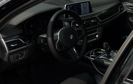 BMW 7 серия, 2020 год, 4 900 000 рублей, 8 фотография