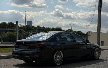 BMW 7 серия, 2020 год, 4 900 000 рублей, 3 фотография