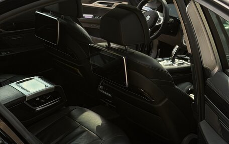 BMW 7 серия, 2020 год, 4 900 000 рублей, 11 фотография