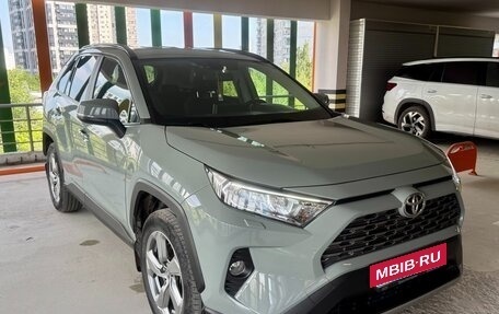 Toyota RAV4, 2020 год, 3 250 000 рублей, 1 фотография