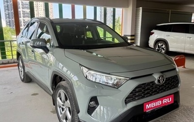 Toyota RAV4, 2020 год, 3 250 000 рублей, 1 фотография