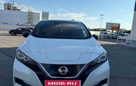 Nissan Leaf II, 2019 год, 1 640 000 рублей, 2 фотография