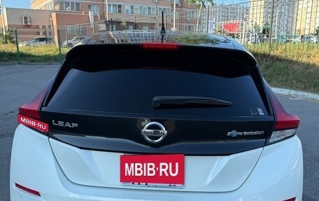Nissan Leaf II, 2019 год, 1 640 000 рублей, 10 фотография