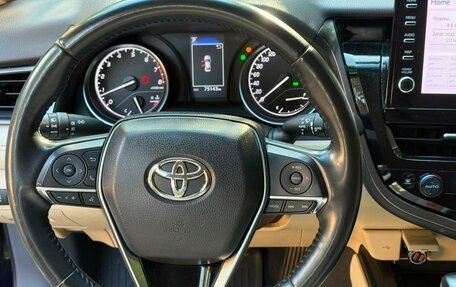 Toyota Camry, 2021 год, 3 050 000 рублей, 14 фотография