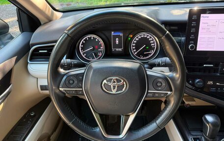 Toyota Camry, 2021 год, 3 050 000 рублей, 21 фотография
