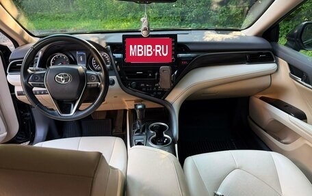 Toyota Camry, 2021 год, 3 050 000 рублей, 15 фотография