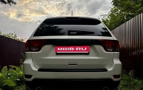 Jeep Grand Cherokee, 2011 год, 1 900 000 рублей, 2 фотография