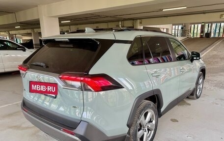 Toyota RAV4, 2020 год, 3 250 000 рублей, 8 фотография