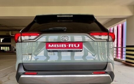 Toyota RAV4, 2020 год, 3 250 000 рублей, 7 фотография