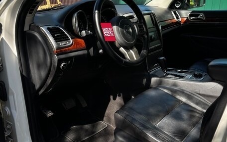 Jeep Grand Cherokee, 2011 год, 1 900 000 рублей, 10 фотография
