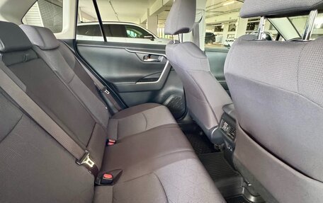 Toyota RAV4, 2020 год, 3 250 000 рублей, 14 фотография