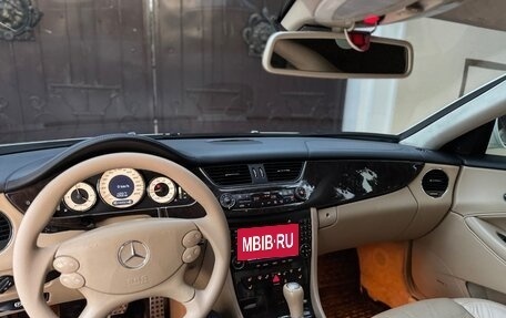 Mercedes-Benz CLS AMG, 2005 год, 2 350 000 рублей, 26 фотография