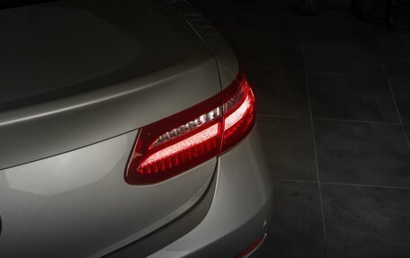Mercedes-Benz E-Класс, 2017 год, 3 839 000 рублей, 10 фотография