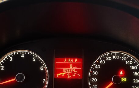 Volkswagen Polo VI (EU Market), 2013 год, 750 000 рублей, 10 фотография