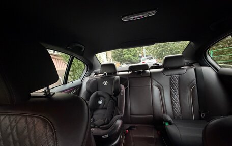 BMW 5 серия, 2018 год, 3 950 000 рублей, 13 фотография