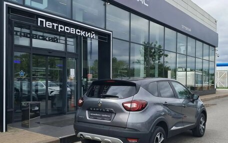 Renault Kaptur I рестайлинг, 2018 год, 970 000 рублей, 5 фотография