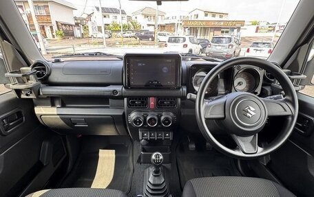 Suzuki Jimny, 2023 год, 1 950 000 рублей, 11 фотография