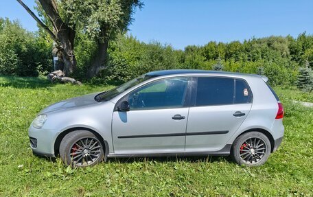Volkswagen Golf V, 2006 год, 560 000 рублей, 2 фотография