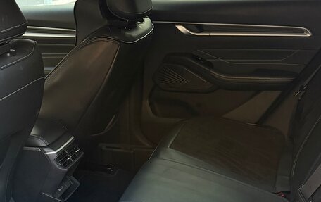 Geely Emgrand, 2024 год, 1 600 000 рублей, 6 фотография