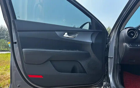 KIA K3, 2023 год, 1 470 000 рублей, 23 фотография