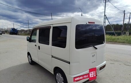 Daihatsu Hijet X, 2010 год, 339 000 рублей, 3 фотография