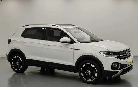 Volkswagen T-Cross I, 2022 год, 1 211 100 рублей, 3 фотография