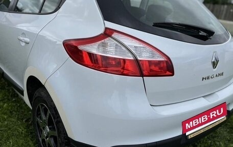 Renault Megane III, 2013 год, 900 000 рублей, 3 фотография