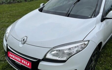 Renault Megane III, 2013 год, 900 000 рублей, 2 фотография