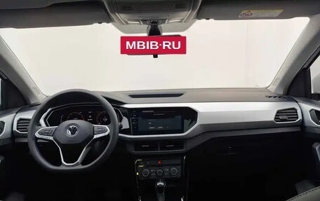Volkswagen T-Cross I, 2022 год, 1 211 100 рублей, 9 фотография
