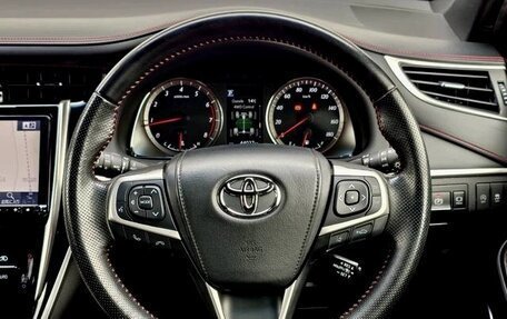 Toyota Harrier, 2019 год, 1 899 000 рублей, 10 фотография