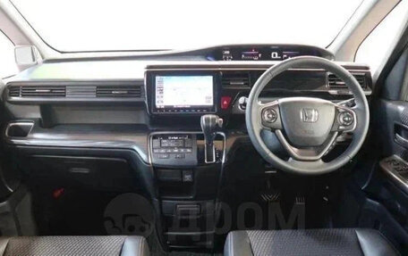 Honda Stepwgn IV, 2017 год, 1 310 007 рублей, 11 фотография