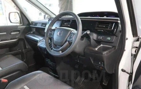 Honda Stepwgn IV, 2017 год, 1 310 007 рублей, 14 фотография
