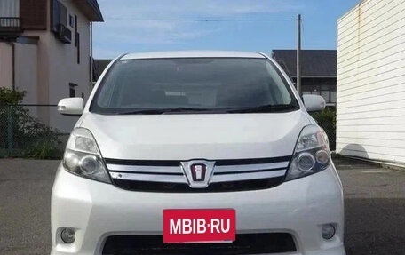 Toyota ISis I, 2013 год, 890 007 рублей, 2 фотография
