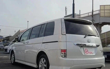 Toyota ISis I, 2013 год, 890 007 рублей, 7 фотография