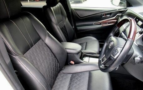 Toyota Harrier, 2018 год, 1 842 000 рублей, 6 фотография