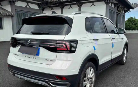 Volkswagen T-Cross I, 2021 год, 1 290 222 рублей, 6 фотография