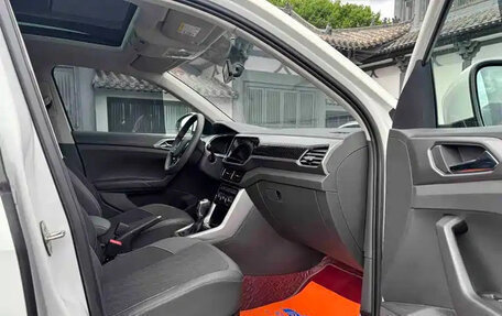 Volkswagen T-Cross I, 2021 год, 1 290 222 рублей, 8 фотография