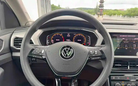 Volkswagen T-Cross I, 2021 год, 1 290 222 рублей, 12 фотография