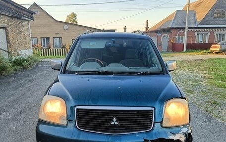 Mitsubishi Dion I рестайлинг, 2001 год, 230 000 рублей, 5 фотография