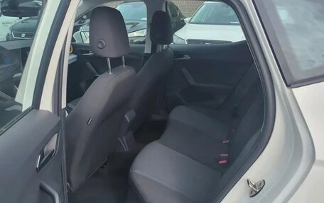 SEAT Arona I, 2023 год, 1 532 000 рублей, 7 фотография