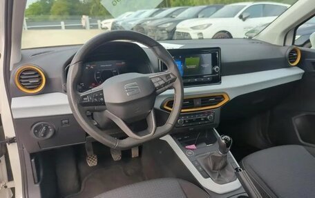 SEAT Arona I, 2023 год, 1 532 000 рублей, 8 фотография