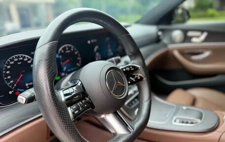 Mercedes-Benz E-Класс, 2021 год, 4 000 000 рублей, 10 фотография