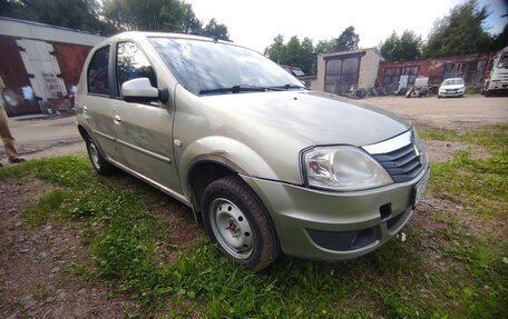 Renault Logan I, 2011 год, 350 000 рублей, 2 фотография
